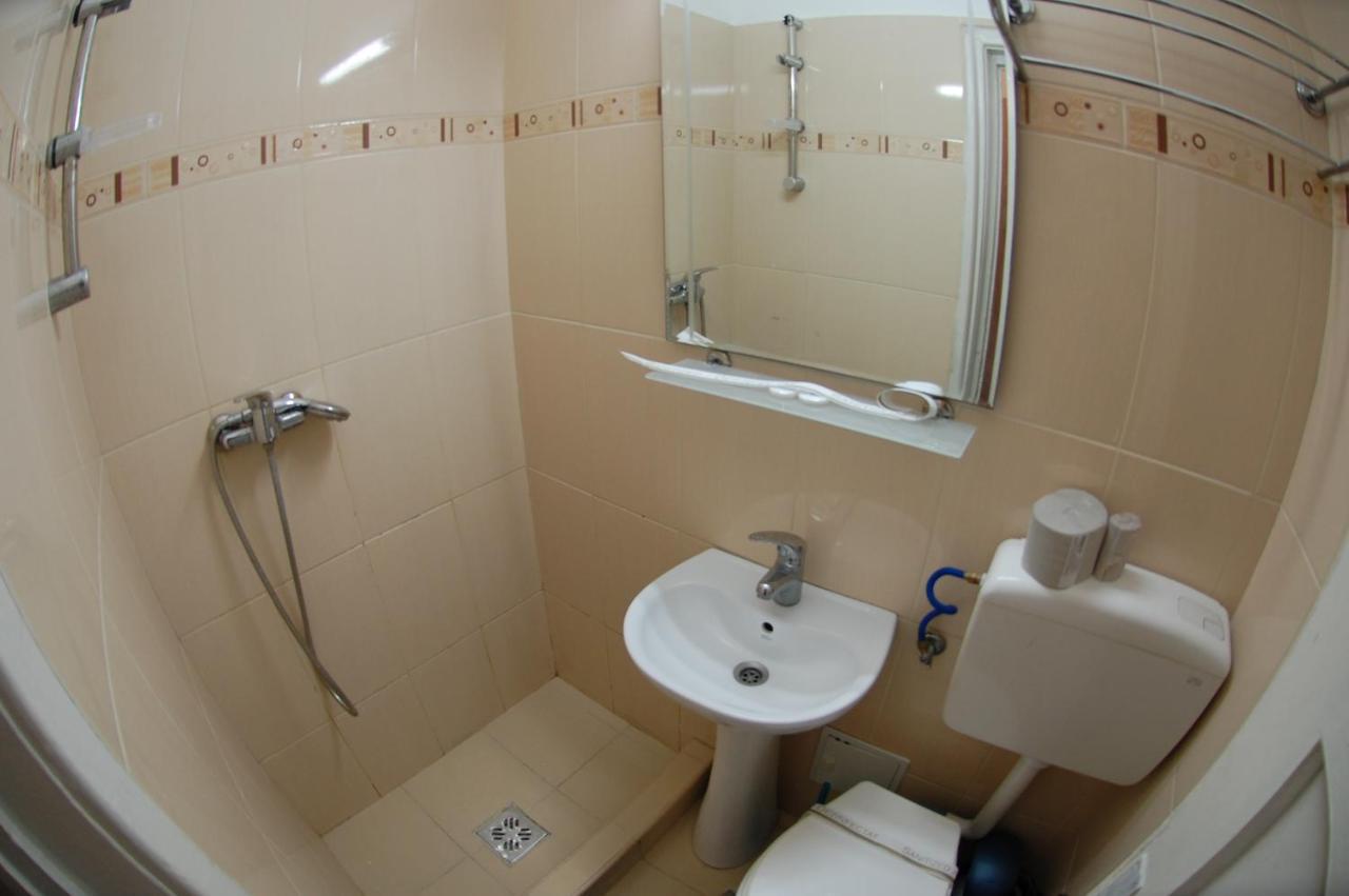 אפורי נורד Hotel Venus מראה חיצוני תמונה