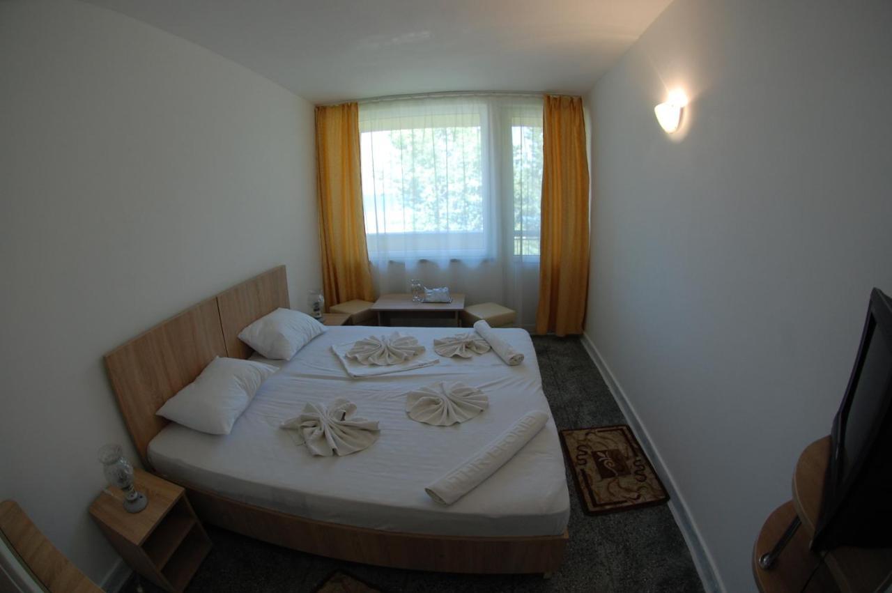 אפורי נורד Hotel Venus מראה חיצוני תמונה